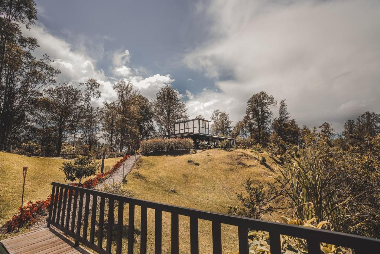 Cardinal Glamping Hotel Guatapé Buitenkant foto