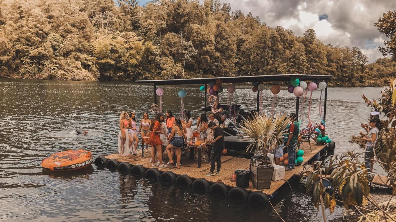 Cardinal Glamping Hotel Guatapé Buitenkant foto