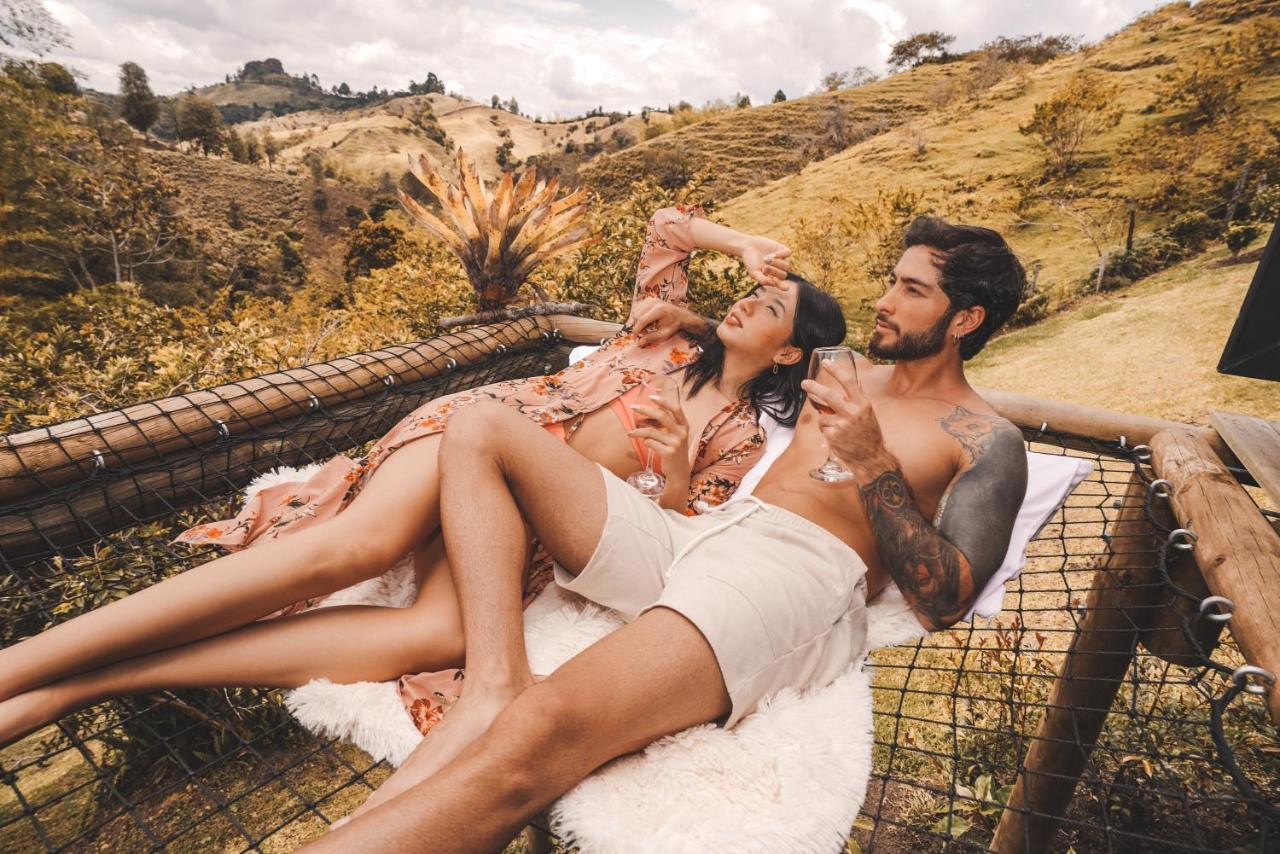 Cardinal Glamping Hotel Guatapé Buitenkant foto