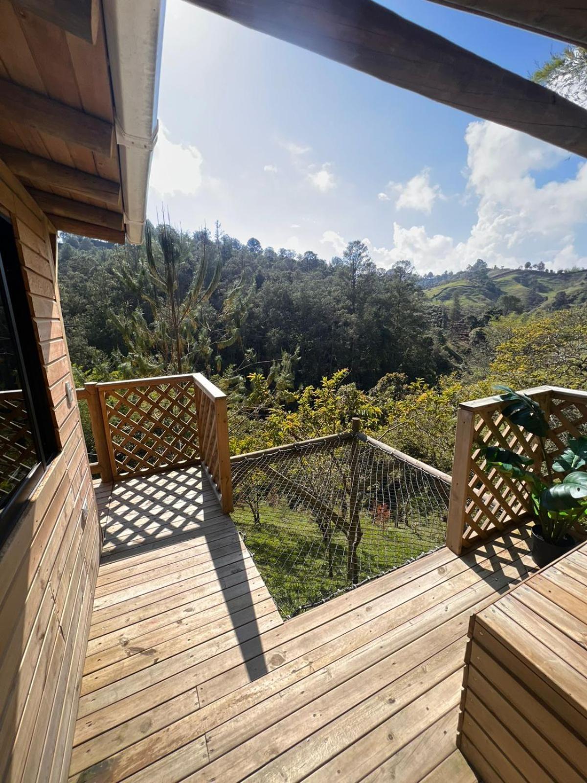 Cardinal Glamping Hotel Guatapé Buitenkant foto